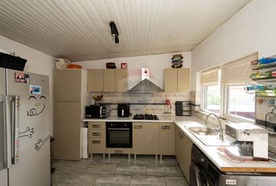 Casa de vanzare, 5 camere, 200 mp utili, 400mp teren, oras Pantelimon - 19