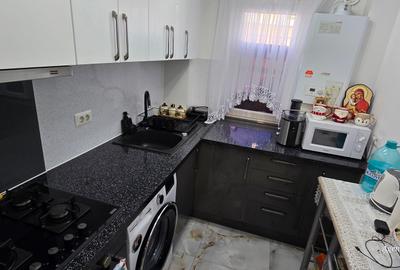 Apartament 2 camere la parter zona Primaverii - 1