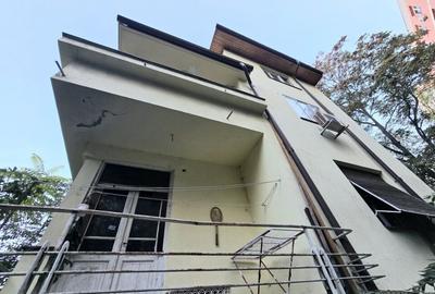 Vanzare duplex, Intrarea Episcopul Radu Nr 9 - 29