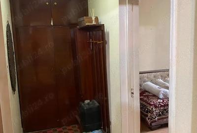 De vanzare apartament 4 camere - 2