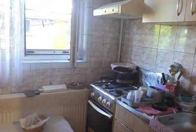 Garsonieră decomandată în Rahova - 4