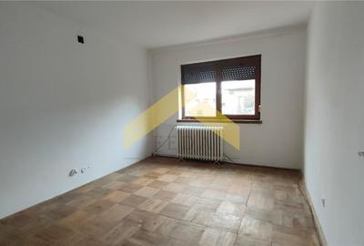 Apartament 2 camere de vanzare zona Boul Rosu - 3