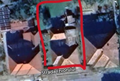 Casă cu 4 camere în Central - 1