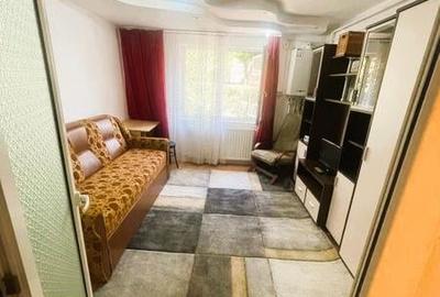 Garsoniera renovata, 22 mp, Parter, cu beci amenajat.Zona Noua - 1