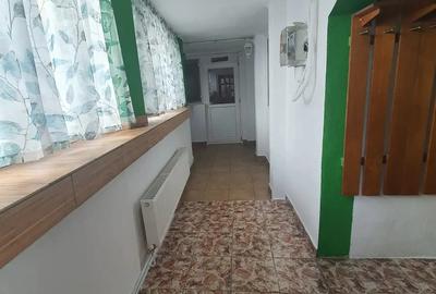 Casa langa metrou Aparatorii Patriei - 9
