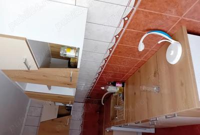 Inchiriez apartament in vila - 1