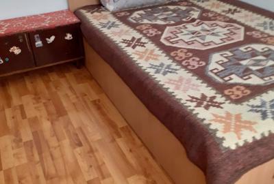Apartament cu 3 camere decomandat în Central - 8