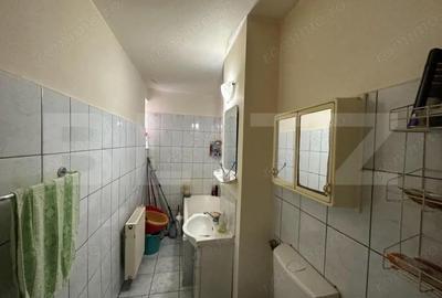 Apartament cu 3 camere decomandat în Central - 4