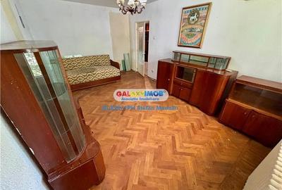 VANZARE APARTAMENT 3 CAMERE - DECOMANDAT - ZONA ULTRACENTRAL, PLOIESTI - 2