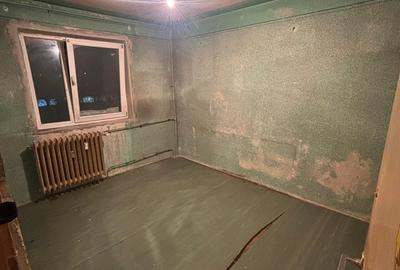 Apartament semidecomandat în Berceni