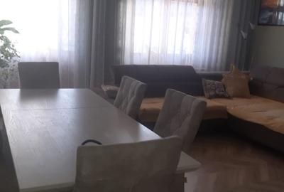 Casă cu 5 camere cu Teren 1800 Mp în Săsar - 4