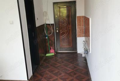 Vand garsoniera in Gruia