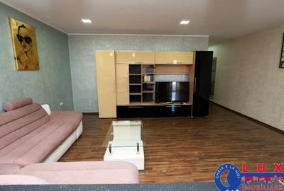 Apartament cu 3 camere decomandat în Vest - 2