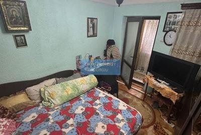 Casă cu 3 camere în Uiești - 9