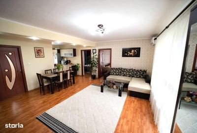 Apartament cu 3 camere decomandat în Central - 2