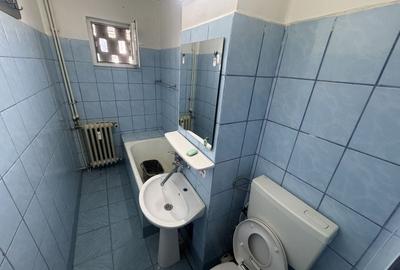 Apartament 3 camere zona Km 4 5 Apartament 3 camere zona Km 4 5 - 7