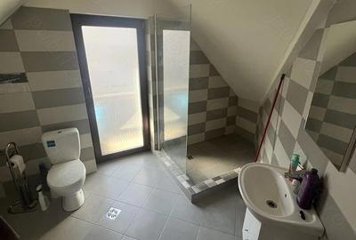 Casă cu Teren 270 Mp în Central - 9