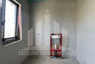 Casă individuală cu 4 camere cu Canalizare în Cetate - 11