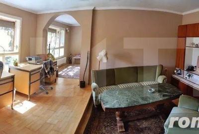 Casă cu 7 camere cu Teren 330 Mp în Central - 7