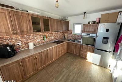 Casă cu 4 camere în Mărișel - 6