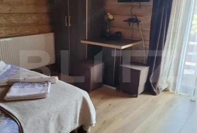 Spațiu comercial, de 270 mp, în Central - 3