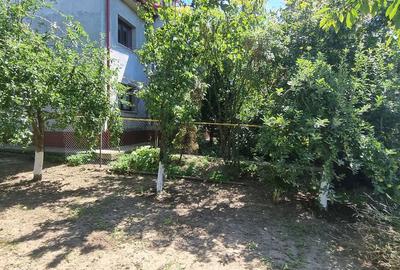 Casă cu 4 camere cu Teren 870 Mp în Central - 2