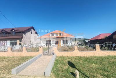 Casă individuală cu 6 camere cu Canalizare în Văleni - 9