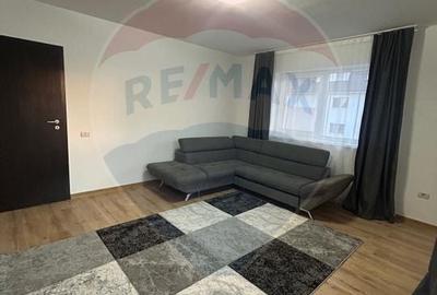 Apartament cu 2 camere decomandat, mobilat în Sânpetru - 3