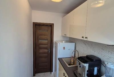 Vand apartament 2 camere superb aranjat , zona linistita Universitate Tomis Nord Vand apartament 2 camere superb aranjat , zona linistita Universitate Tomis Nord - 7