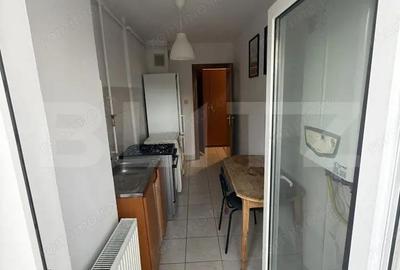 Garsoniera, 40 mp, zona Micro 3 - 2