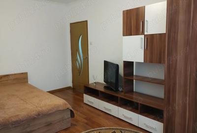 Garsonieră decomandată în Central - 1