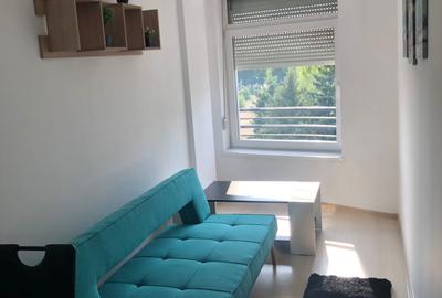 Apartament cu 2 camere decomandat în Central - 2