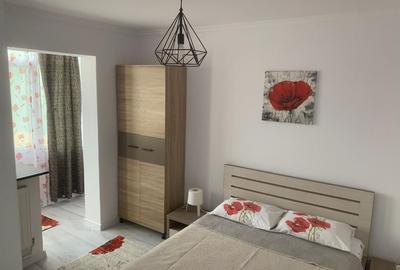 INCHIRIEZ APARTAMENT 3 CAMERE - 10