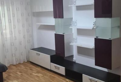 Apartament cu 2 camere decomandat în Central - 2