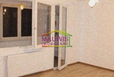 Vand apart. cu 3 camere in zona Obor – Masina de Paine. 7 min me - 8