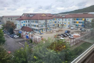 Apartament cu 4 camere decomandat în Mărăței - 2