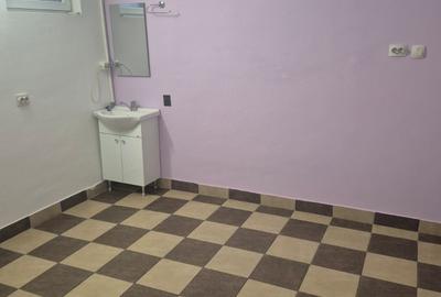 Casă cu 4 camere cu Teren 164 Mp în Faleza Nord - 9