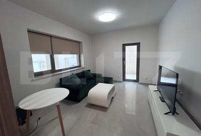 Apartament cu 2 camere, mobilat în Central