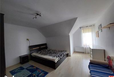 Casă cu 5 camere cu Teren 540 Mp în Sânmihaiu Român - 12