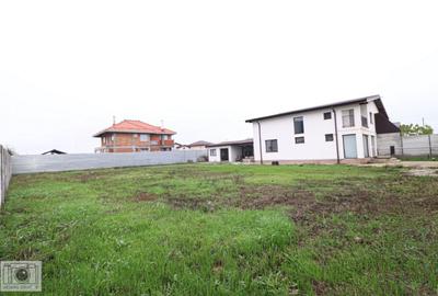 Casă individuală cu 5 camere cu Canalizare în Ciorogârla - 11