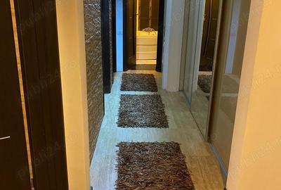 Apartament cu 3 camere decomandat în Km 4 - 13