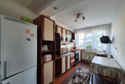 Apartament cu 3 camere semidecomandat în Central - 4