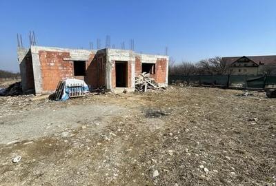 Teren de 4542 mp, în Sâmbăta de Sus - 2