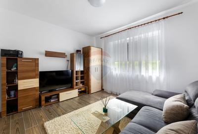Apartament cu 2 camere semidecomandat, mobilat în Micălaca