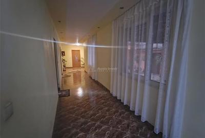 Sadova Veche, Casa la curte + Teren - 1