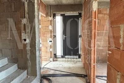 Duplex cu 5 camere cu Canalizare în Florești - 4