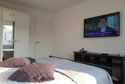 Apartament cu 2 camere semidecomandat, mobilat în Tractorul - 11