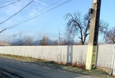 Teren Construcții intravilan de 911 mp, în - 1