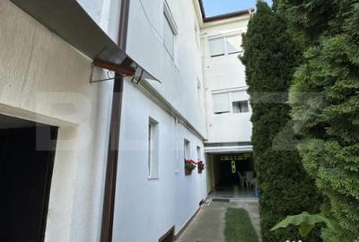 Casă cu 7 camere cu Teren 300 Mp în Titulescu - 4