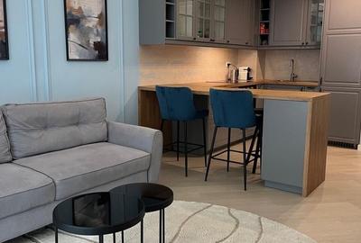 Apartament cu 2 camere decomandat, mobilat în Central